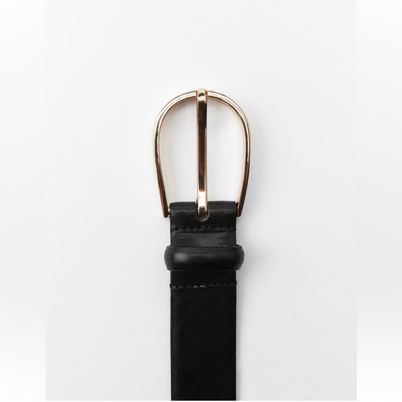 ✨SALE✨ ZARA LEATHER BELT
✨SALE✨ main image 4